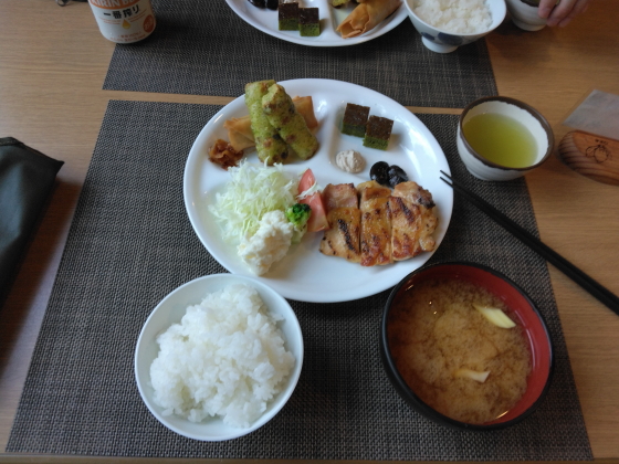 至仏山荘の夕食